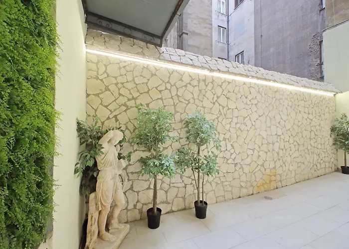Apartamento Principe Amedeo Piano Terra *